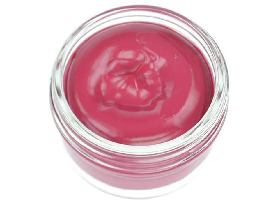 Hennesy Shoe Cream