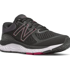 Men's Wide Fit New Balance M840BR5 Walking Trainers
