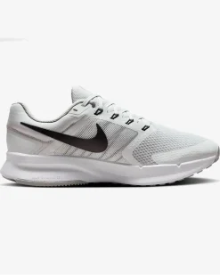 Men's Wide Fit Nike FZ9666-005 Run Swift 3 Running Trainers