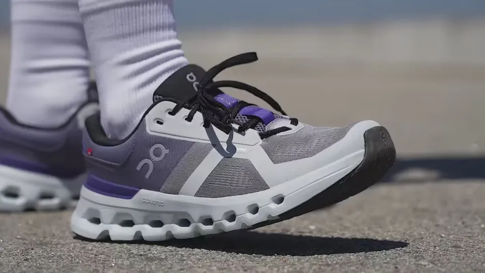 Men's Wide Fit On Cloudrunner 2 Training Shoes - Glacier/Sage