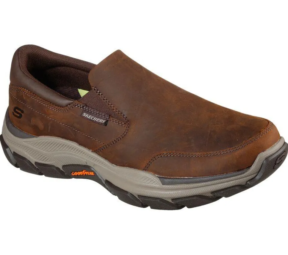 Men's Wide Fit Skechers 204480 Respected Calum Walking Trainers