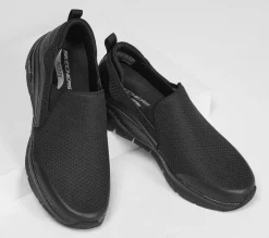 Mens Wide Fit Skechers SK232043 Arch Fit Banlin Walking Trainers