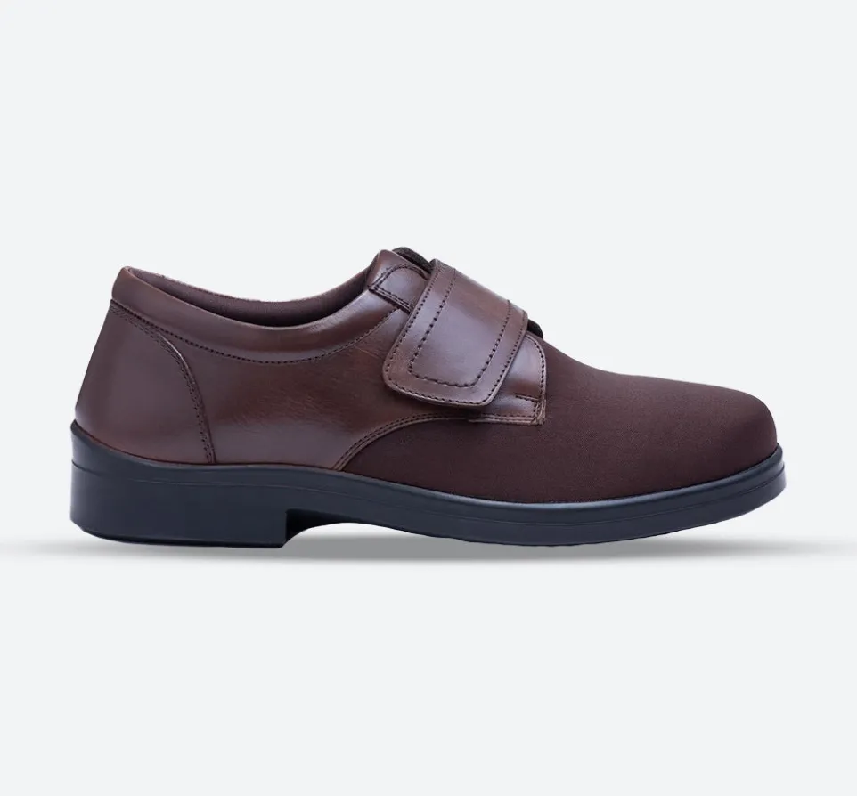 Mens Wide Fit Tredd Well Benjamin Velcro Soft Stretch Shoes - Brown