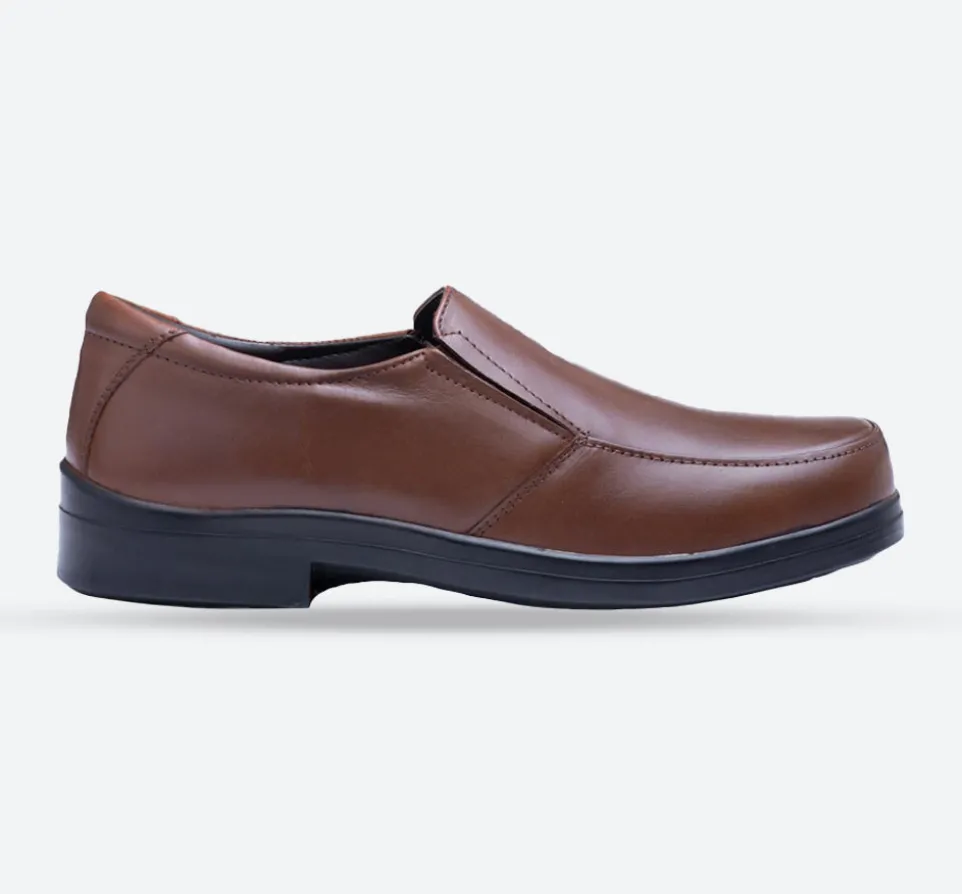 Mens Wide Fit Tredd Well Camelot Slip On Shoes - Tan