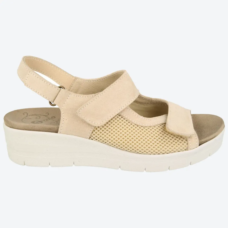 Womens Wide Fit DB Bobbie Sandals