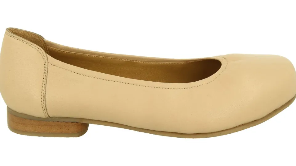 Womens Wide Fit DB Lindsay Pumps Shoes