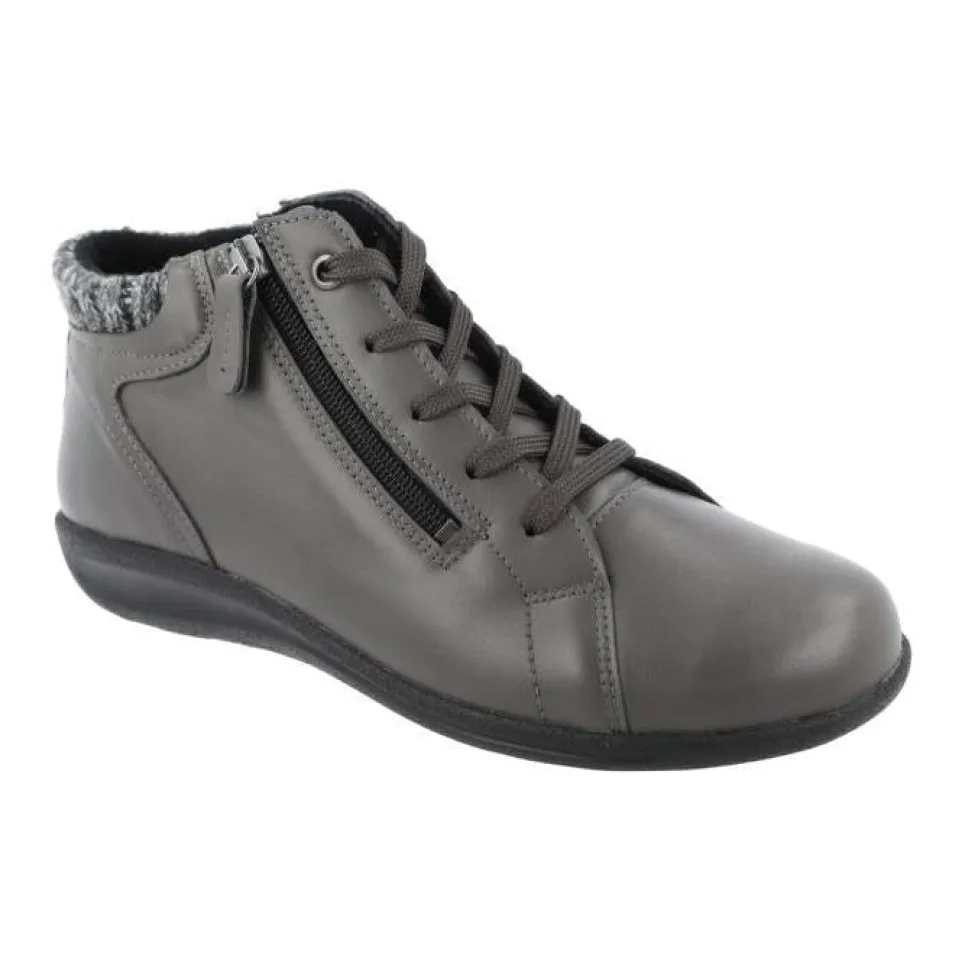 Women's Wide Fit DB Pipit Boots