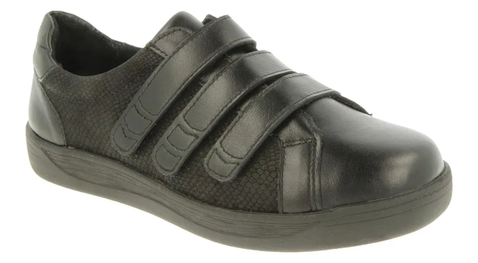 Womens Wide Fit DB Rosalind Shoes
