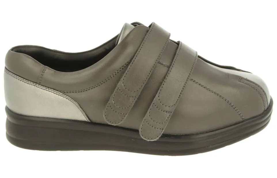 Womens Wide Fit DB Serena Shoes
