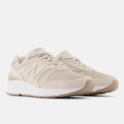 Womens Wide Fit New Balance WW880 Walking Trainers