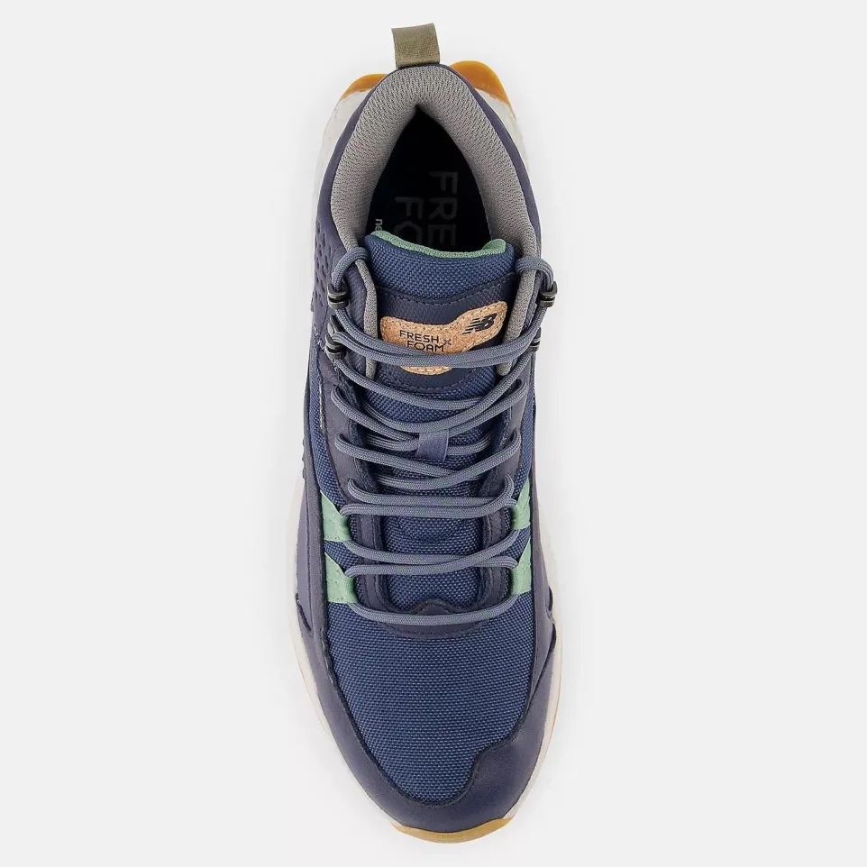 Women's Wide Fit New Balance MTHIMCTE Walking Trainers - Boots