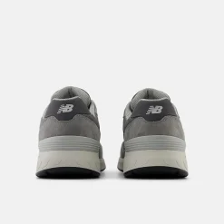 Women's Wide Fit New Balance MW880CA6 Walking/Running Trainers