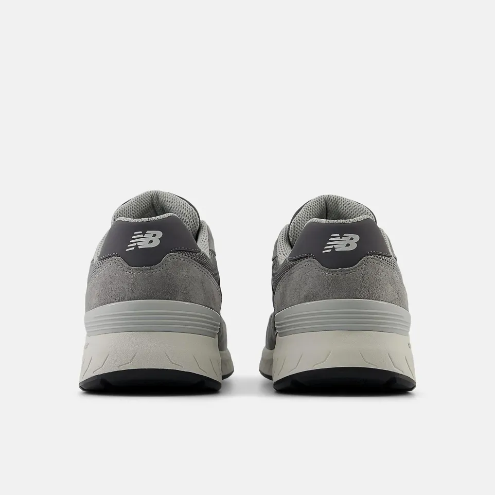 Women's Wide Fit New Balance MW880CA6 Walking/Running Trainers