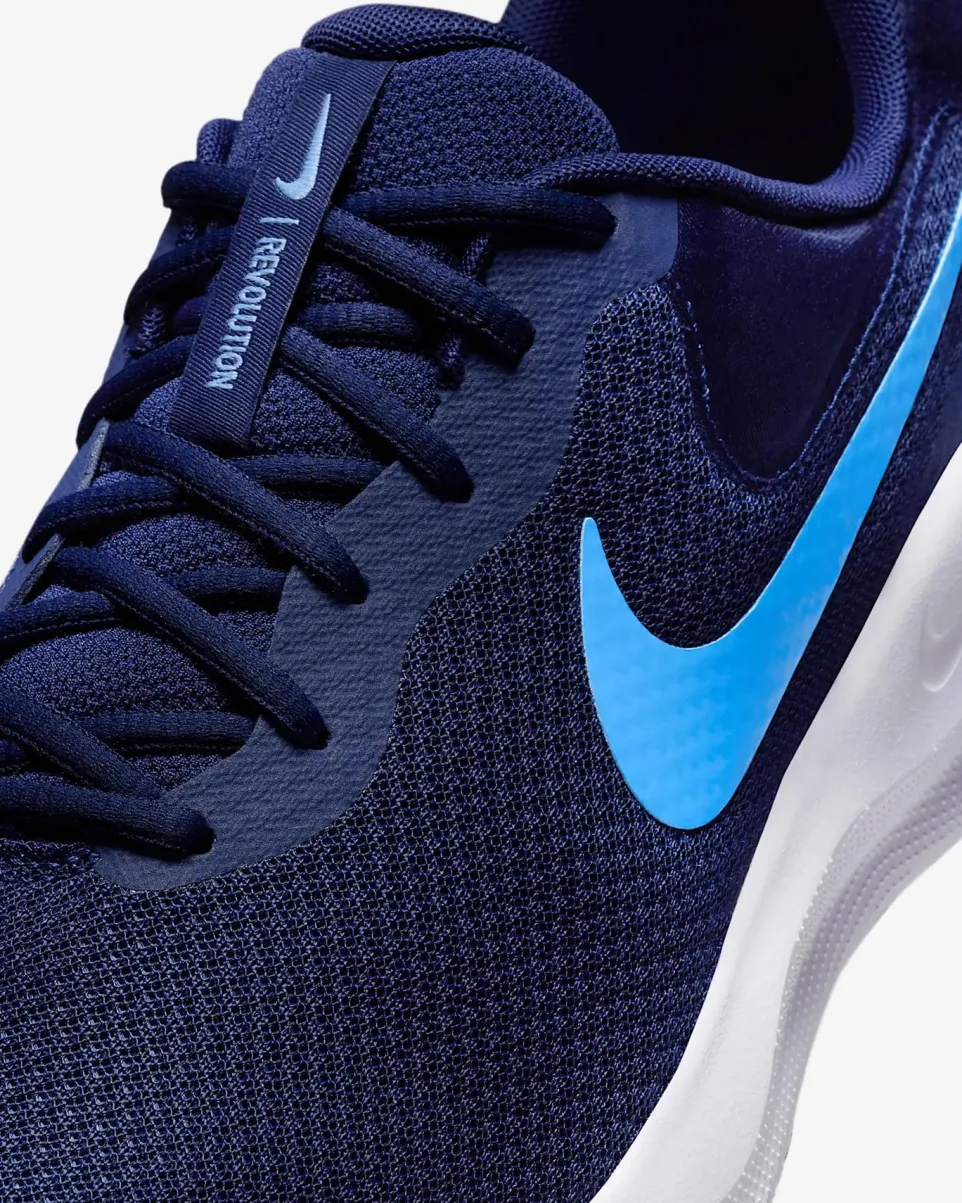Women's Wide Fit Nike FB8501-400 Revolution 7 Running Trainers