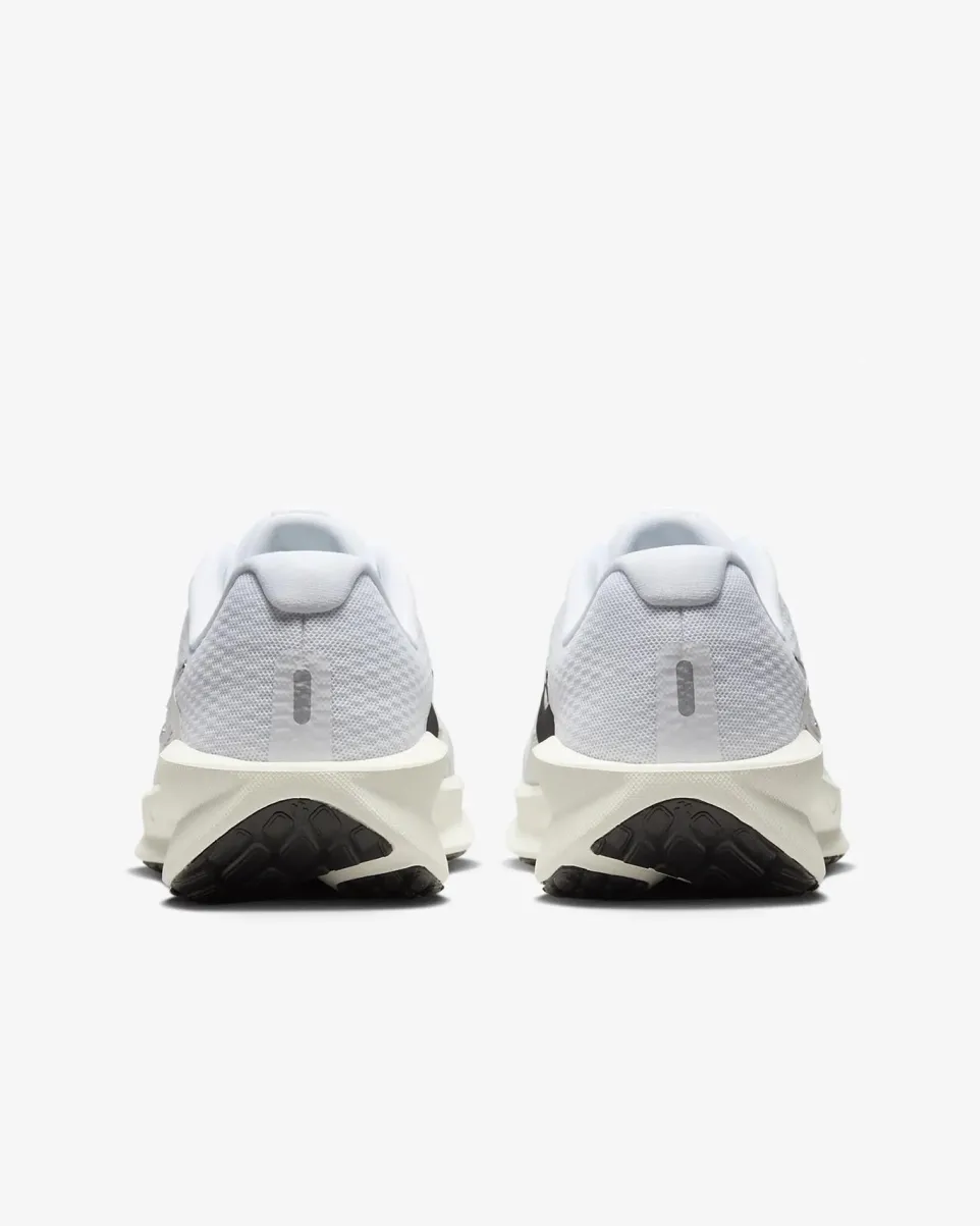 Women's Wide Fit Nike FZ3088-100 Downshifter 13 Trainers