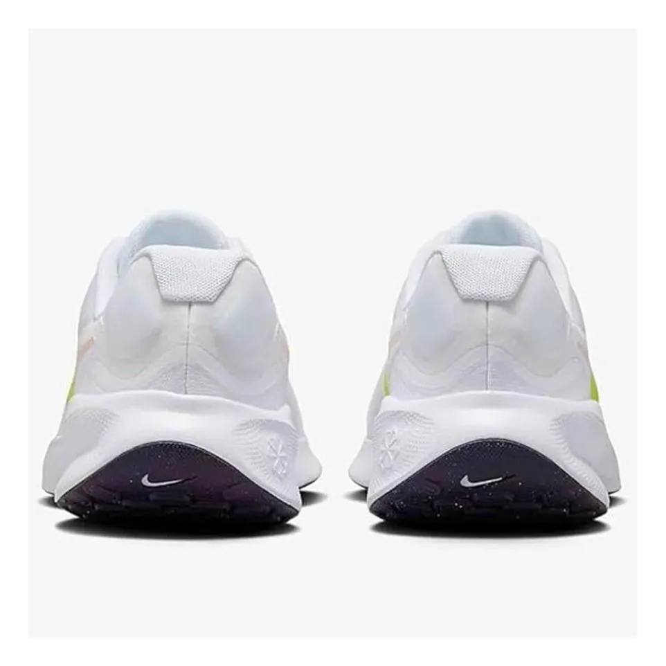 Women's Wide Fit Nike FZ6829-103 Revolution 7 Running Trainers